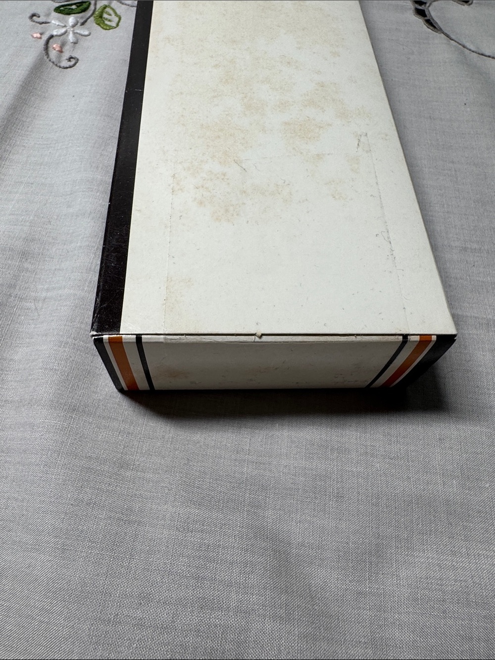 Vintage Yves Saint Laurent Navy 100% Cotton Men’s Socks in Original Sealed Box - Picture 4 of 6